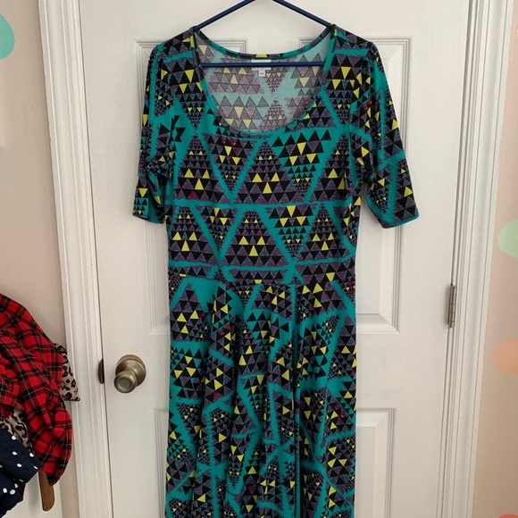 LuLaRoe Dresses & Skirts - Lularoe Nicole Dress Size 2XL